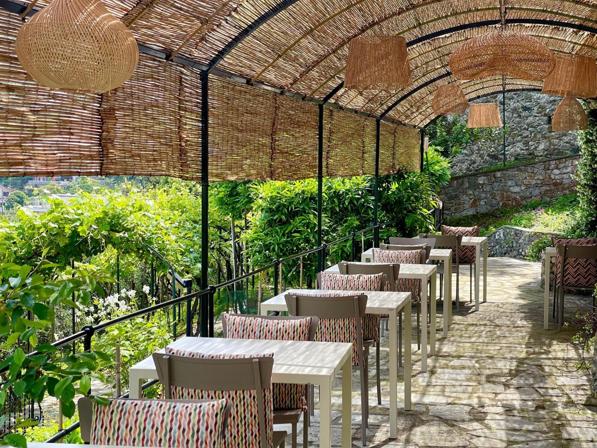Hotel Villa Edera & La Torretta 모네글리아 외부 사진